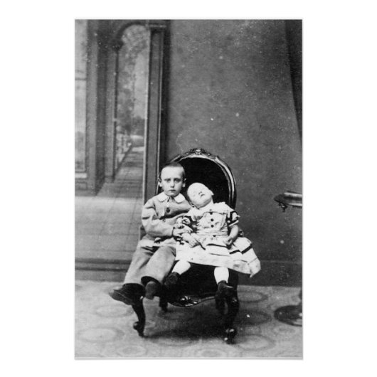 Spannende vintage portretfoto van broer of zus perfect poster (Voorkant)