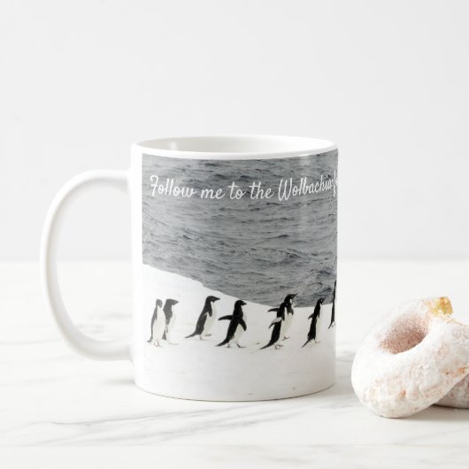 Sparen Adélie Penguins door RoseWrites Koffiemok (Met donut)