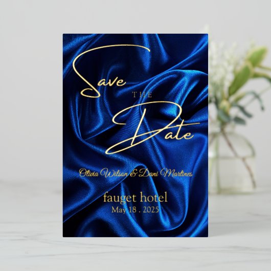 sparen de datum blauwe zijde achtergrond folie uitnodiging (Staand Voorkant)
