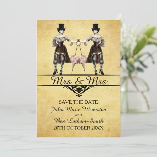 Sparen de Datum - de Lesbische Gothic Steampunk St Save The Date (Staand voorkant)