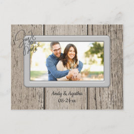 Sparen de Datum Rustic Wooden met Foto Aankondigingskaart