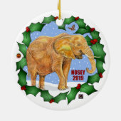 Sparen Nosey nu 1e jaarlijkse kerstversiering. Keramisch Ornament (Achterkant)