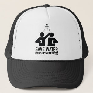 Sparen waterdouche met een vriend trucker pet