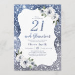 Sparkle blue glitter en floral 21st jarig kaart<br><div class="desc">Faux sparkle Silver Blauw glitter "21 en Glamoureus" script met stoffige blauwe en witte florale,  elegante en stijlvolle,  geweldige 21e verjaardagsfeestuitnodigingen.</div>