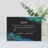 Sparkle Blue & Green Feather Mask Masquerade RSVP Kaart (Staand voorkant)