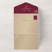 Sparkle Elegant Bourgondië en gouden bruiloft All In One Uitnodiging (Buitenkant)