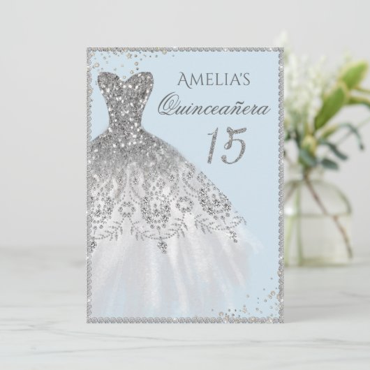 Sparkle Jurk Zilveren Blauw Quinceanera Uitnodigin Kaart (Staand voorkant)