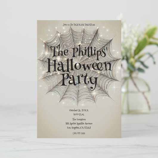 Sparkle Spiderweb Whimsical Tan Halloween Party Kaart (Staand voorkant)