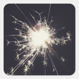 sparkler vuurwerk met vonken bij nachtvonken vierkante sticker