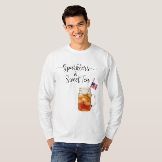 Sparklers & Sweet Tea: Relaxed 4th of July T-shirt (Voorkant volledig)