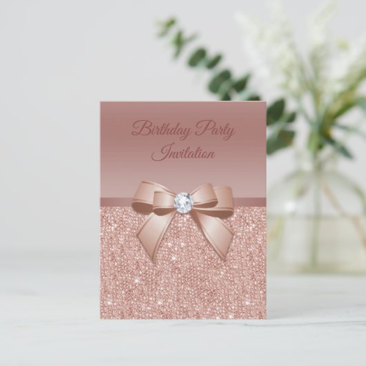 Sparkles & Glamor, Roos Gold Birthday Party Uitnodiging Briefkaart (Staand voorkant)