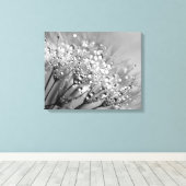 Sparkling Dew paardenbloem zilveren grijze achterg Canvas Afdruk (Insitu (Houten vloer))