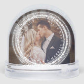 Sparkling Lights Mr & Mrs First Christmas Photo Sneeuwbol (Achterkant)