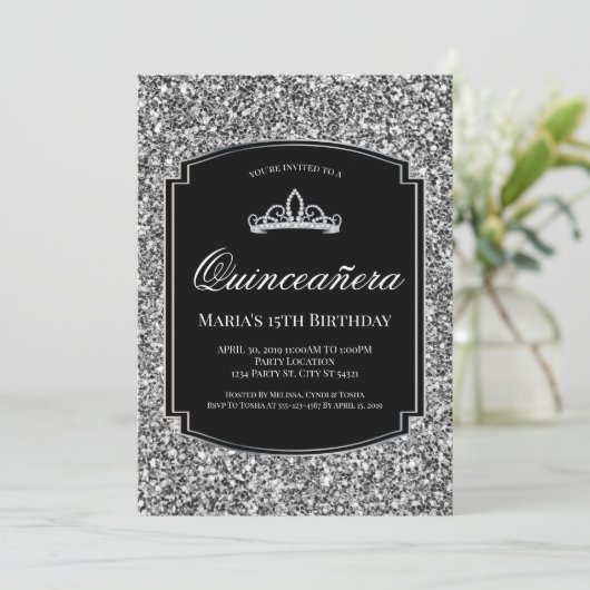 Sparkling Silver Glitter Quinceañera Uitnodigingen (Staand voorkant)