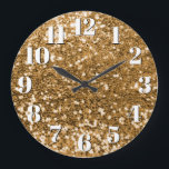 Sparkly Gold Chunky Glitter Grote Klok<br><div class="desc">Gouden chunky, pailletten of confetti glitter met bokeh blur en faux sprankelende witte vetnummers met een donkerblauwe slagschaduw op een aangepaste wandklok voor haar. Hoewel ik dit niet als een sjabloon heb ingesteld, kun je je eigen foto gebruiken. U kunt de kleur van de tekst van de wijzerplaat van de...</div>