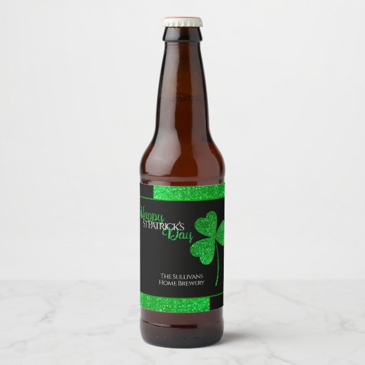 Sparkly Green Shamrock St Patrick Gepersonaliseerd Bier Etiket (Voorkant)
