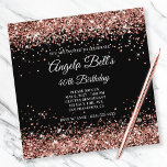 Sparkly Roos Gold Glitter 40th Birthday Black Kaart<br><div class="desc">Een glamoureuze faux met een glitter roos en een effen kleur zwarte uitnodiging voor haar 40ste verjaardag. Als u hulp nodig hebt die de kalligrafie of de doopvontstijl van "U AAN CELEBRATE"of de tekst van de "40e verjaardag"op de voor en rug verandert, verzend een verzoek door het systeem. Ik kan...</div>