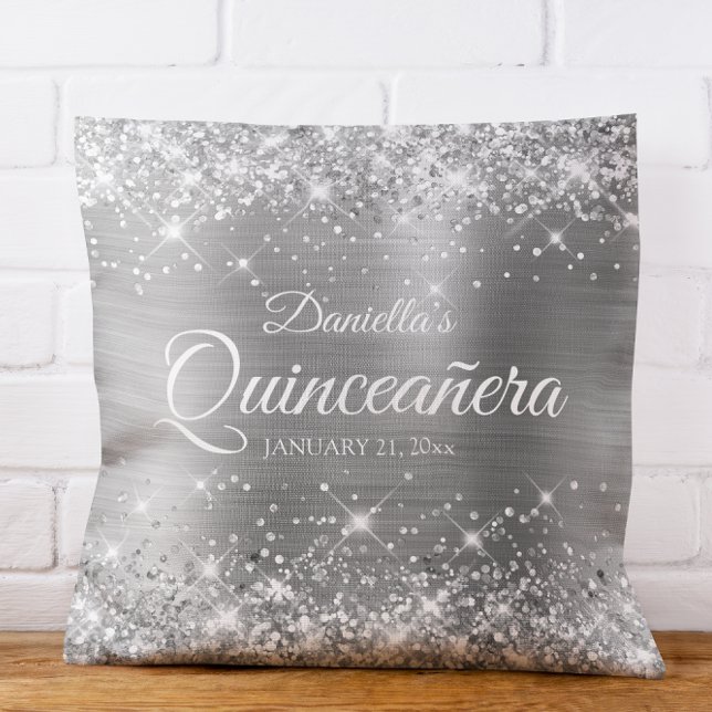 Sparkly Silver Glitter en Folie Quinceañera Kussen (Sparkly Silver Glitter and Foil Quinceañera Throw Pillow)