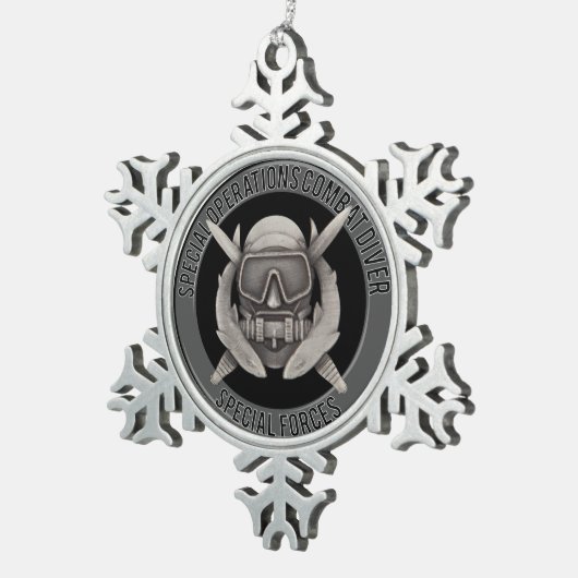 Spec Ops Diver Tin Sneeuwvlok Ornament (Rechts)