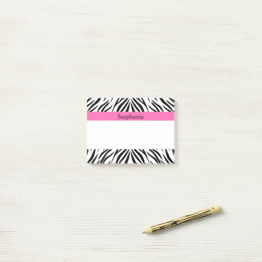 Speciaal afdrukken in zwart, wit, warm roze zebra post-it® notes (Op bureau)