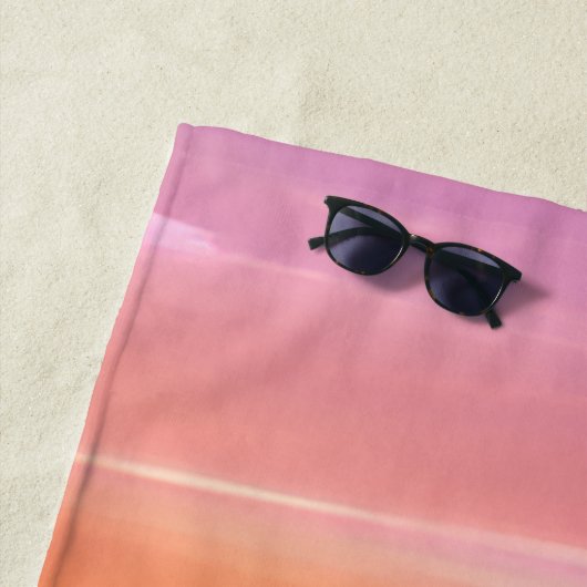 Speciaal dolfijnvriendelijk strand voor haar strandlaken (In situ)