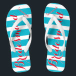 Speciaal gemaakt van Honor Aqua of elke kleur Teenslippers<br><div class="desc">Zee Blue Aqua Stripes Patroon - Wijzigen in elke kleur door op Aanpassen te klikken. En zeg alles wat je maar wilt. Maak deze van een soort teenslipper met UW bericht op hen. Wees het praatje over het strand!</div>
