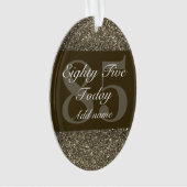 Speciaal gepersonaliseerd verjaardagscadeau orname ornament (voorkant)