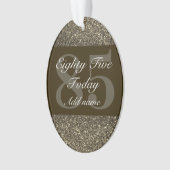 Speciaal gepersonaliseerd verjaardagscadeau orname ornament (voorkant)