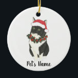 Speciaal gepersonaliseerde Tuxedo Ragamuffin Cat Keramisch Ornament<br><div class="desc">Maak de mooie lijst dit jaar met een versiering van je favoriete vuile kat elf!</div>