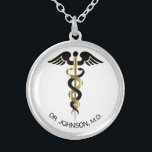 Speciaal medisch symbool Caduceus - Gold Zilver Vergulden Ketting<br><div class="desc">Speciaal medisch symbool Caduceus-Ketting, klaar om u te personaliseren. ✔ Opmerking: niet alle sjabloon gebieden hoeven te worden gewijzigd. 📌 Als u verdere aanpassing nodig hebt, klikt u op de knop "Klik om verder aan te passen" of "Ontwerp aanpassen of bewerken" en gebruikt u ons ontwerpgereedschap om de grootte van...</div>