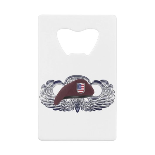 Speciaal ontworpen Beret op Basic Airborne Wings Creditkaart Flessenopener (Voorkant)