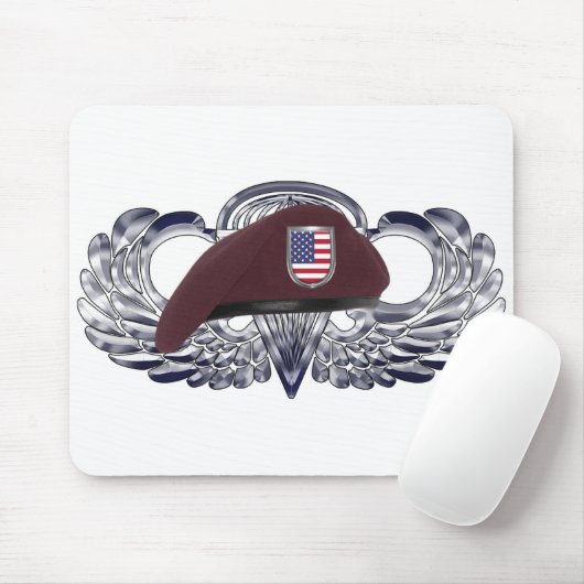 Speciaal ontworpen Beret op Basic Airborne Wings Muismat (Met muis)