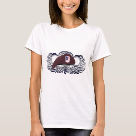 Speciaal ontworpen Beret op Basic Airborne Wings T-shirt (Voorkant)