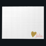Speciaal rasterpapier, goudhart notitieblok<br><div class="desc">Een eenvoudig modern,  minimalistisch ontwerp dat jouw naam combineert met een schattig faux glitter gouden hart en een raster in bleek grijs. Klik op Aanpassen om extra tekst of afbeeldingen toe te voegen. Neem contact met me op met vragen of verzoeken.</div>