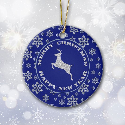 Speciaal rendiertje op blauw keramisch ornament
