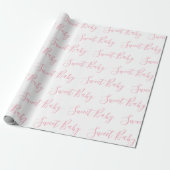 Speciaal roze meisje Elegant Sweet Baby Script Cadeaupapier (Uitgerold)
