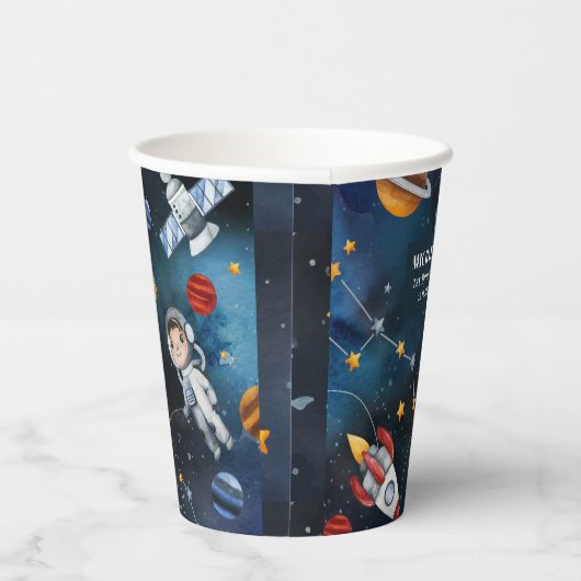 Speciaal uitwendige ruimte-illustratie 1e verjaard papieren bekers (Rechts)