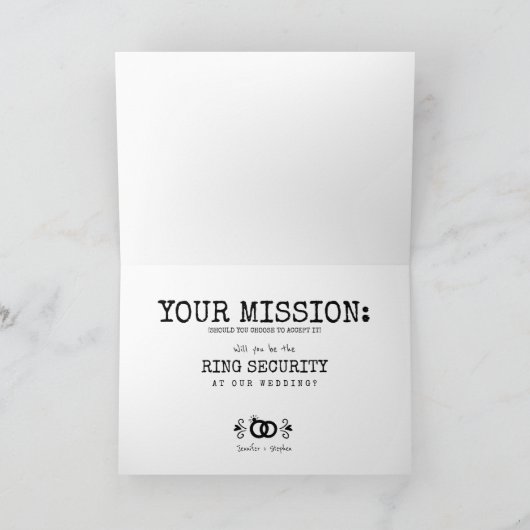 Speciale agent en Ring Security - Funny proposal (Binnen)