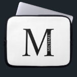 Speciale beschermhoes voor monogram en laptop sleeve<br><div class="desc">Gepersonaliseerde Monogram- en naamcadeaus met gepersonaliseerde monogram en naam in klassieke stijl van het serif lettertype.</div>