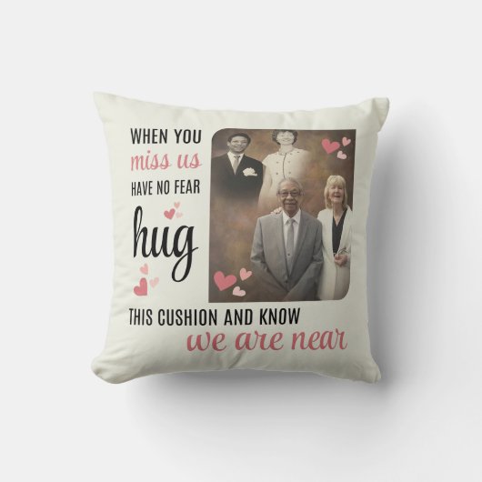 Speciale bestelling: S McGreal PINK Kussen (Voorkant)