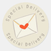 Speciale levering Rode hartenvelop Ronde Sticker (Voorkant)