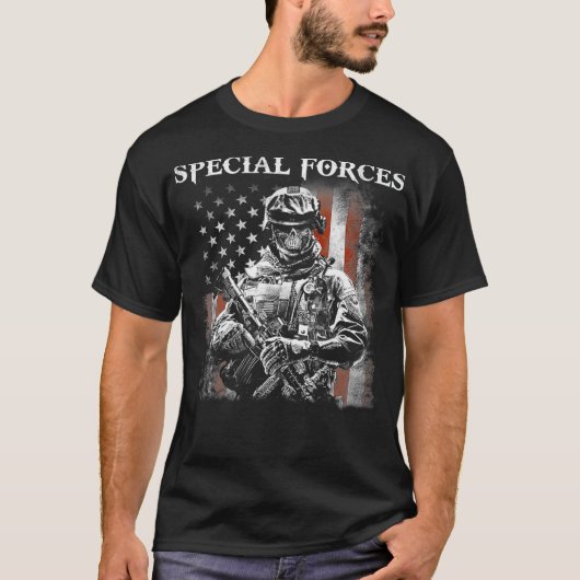Speciale strijdkrachten Gewapende schedel T-shirt (Voorkant)