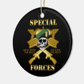 Speciale strijdkrachten keramisch ornament (Links)