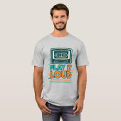 Speel het luide retro cassette vet ontwerp t-shirt (Voorkant volledig)
