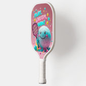 Speel. Lach. Win! – Minimaal Kawaii Pickleball Pad Paddle (Links)