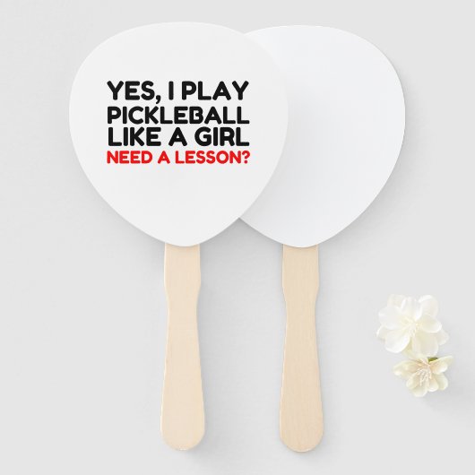 Speel Pickleball als een meisje dat les nodig heef Handwaaier (Voorkant en achterkant)