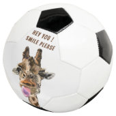 Speelbare Giraffe Tongue Out Voetbal Smile (Drie kwart)