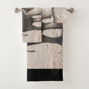 Speelbare jonge olifant bad handdoek