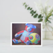 Speelgoed-beer met een balletje briefkaart (Staand voorkant)