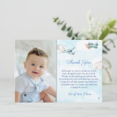 Speelgoed Vliegtuig in Blue Sky Clouds Doop Verjaa Bedankkaart (Staand voorkant)